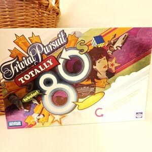 Hasbro Trivial Pursuit Totally 80s Game - Multicolor